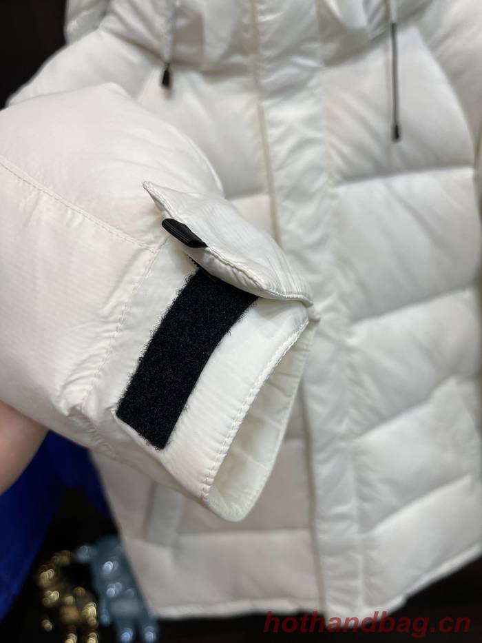 Canada Goose Top Quality Down Coat CGY00008-1 Canada Goose Top Quality Down Coat CGY00008-1